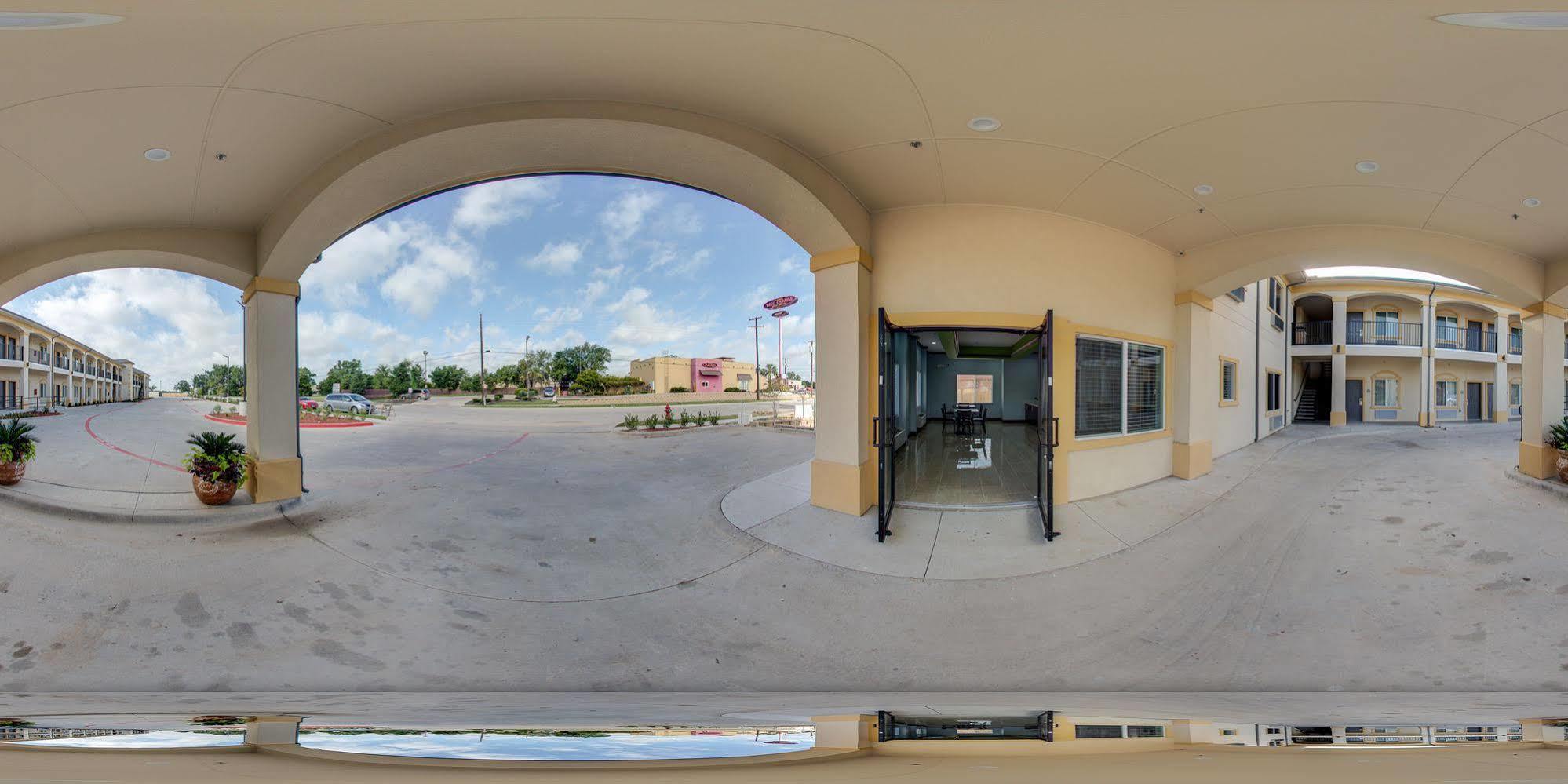 Scottish & Motel Balch Springs